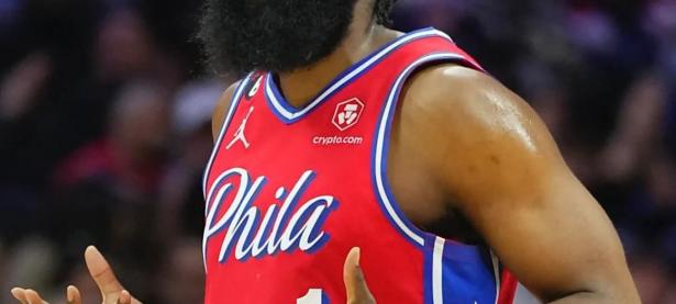 B体育网页版登录入口-凯尔特人球星詹姆斯-哈登因伤无缘季后赛的简单介绍