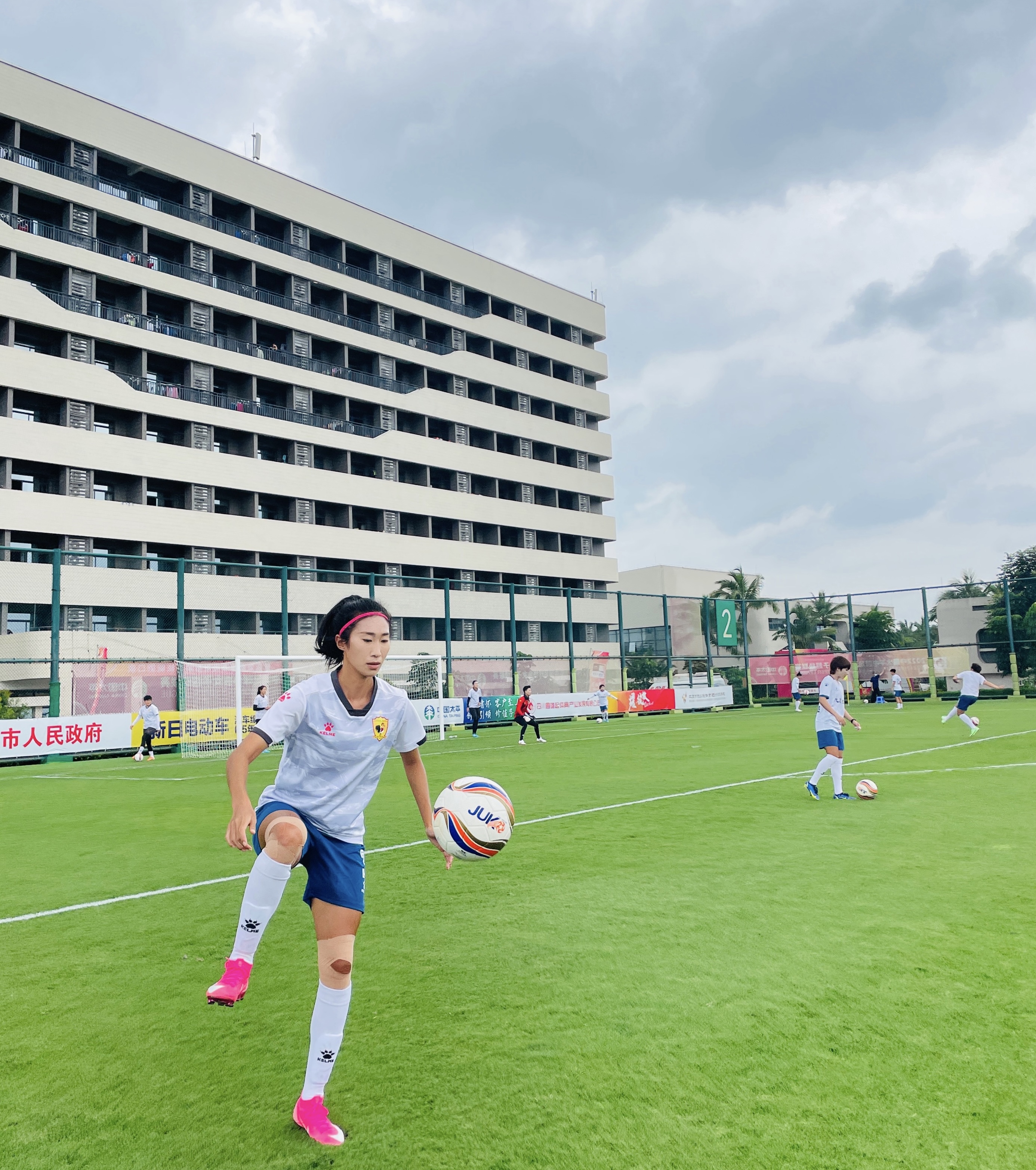 国内女足球队再获胜利，实力有目共睹