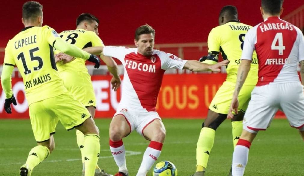 大比分获胜，斯特拉斯堡主场积分领先的简单介绍