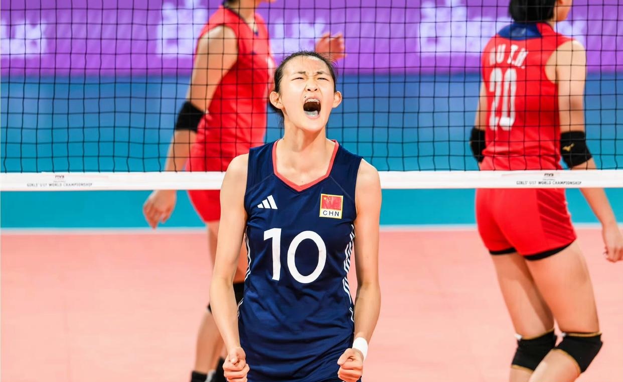 排球女子半决赛：中国队顺利晋级