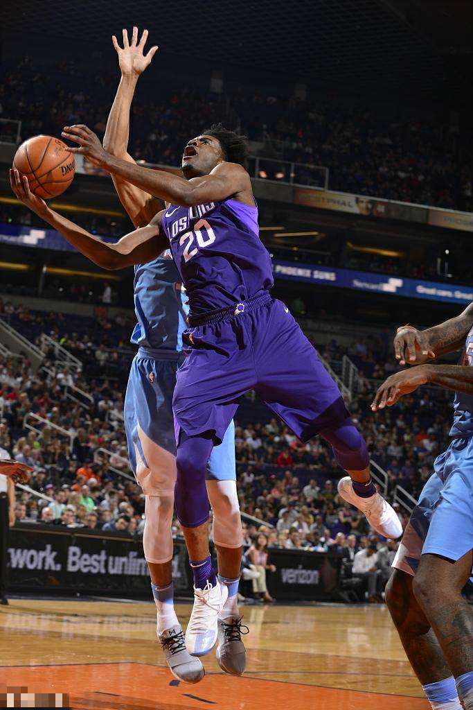 马尔科-查卡莱维奇连砍40+，成为球队得分保障