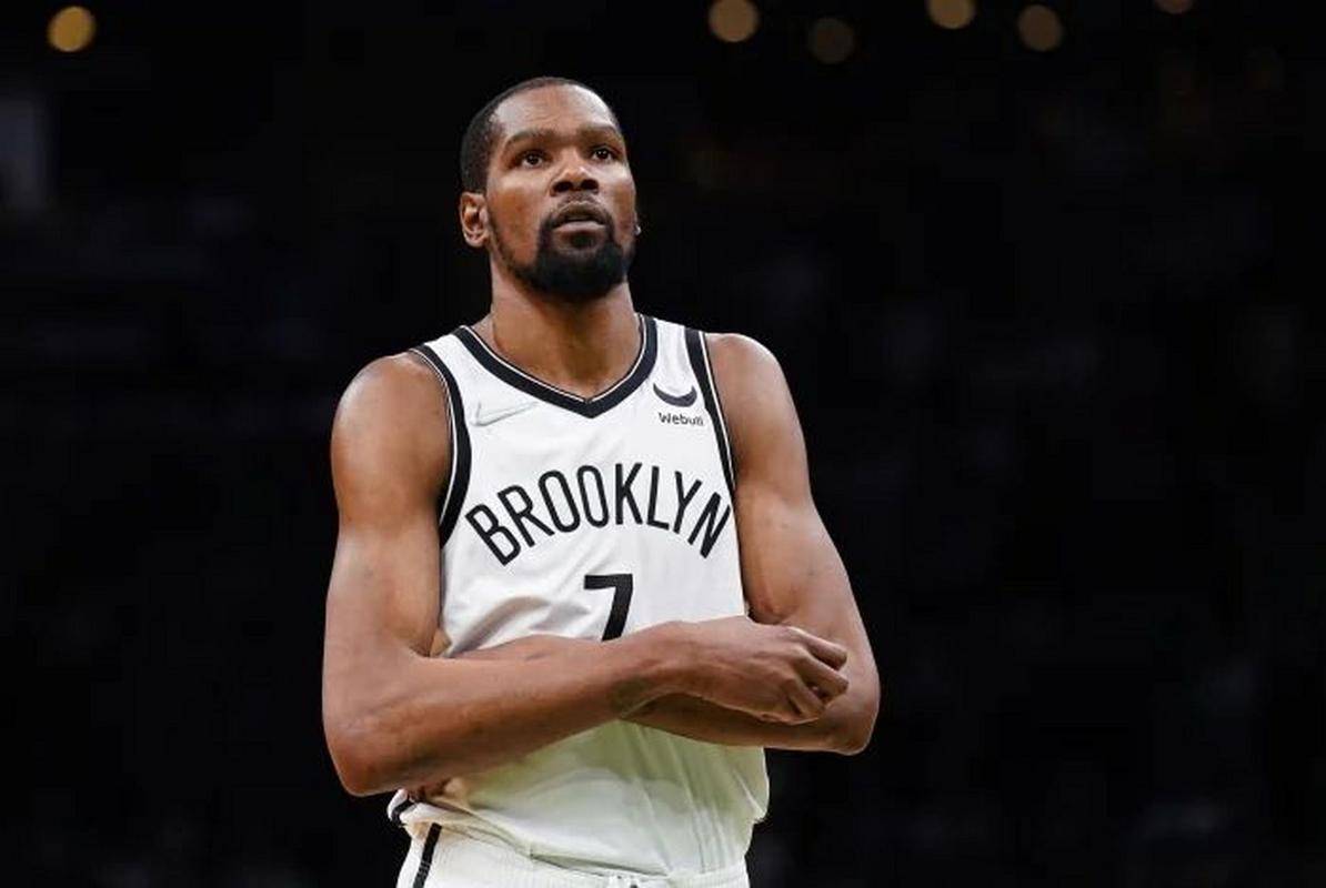 公牛负于篮网，拉文弃赛