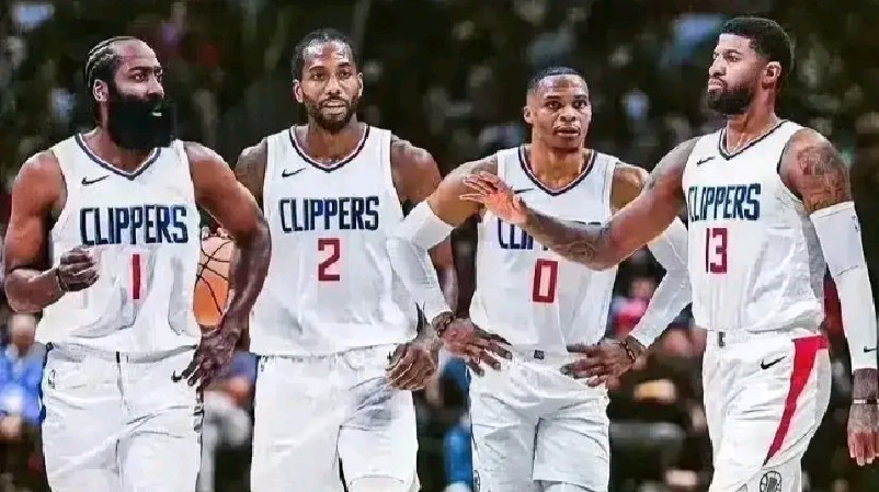 快船主场击败热火，取得连胜