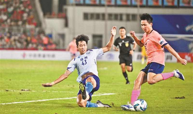 精彩对攻，球队最终战胜对手