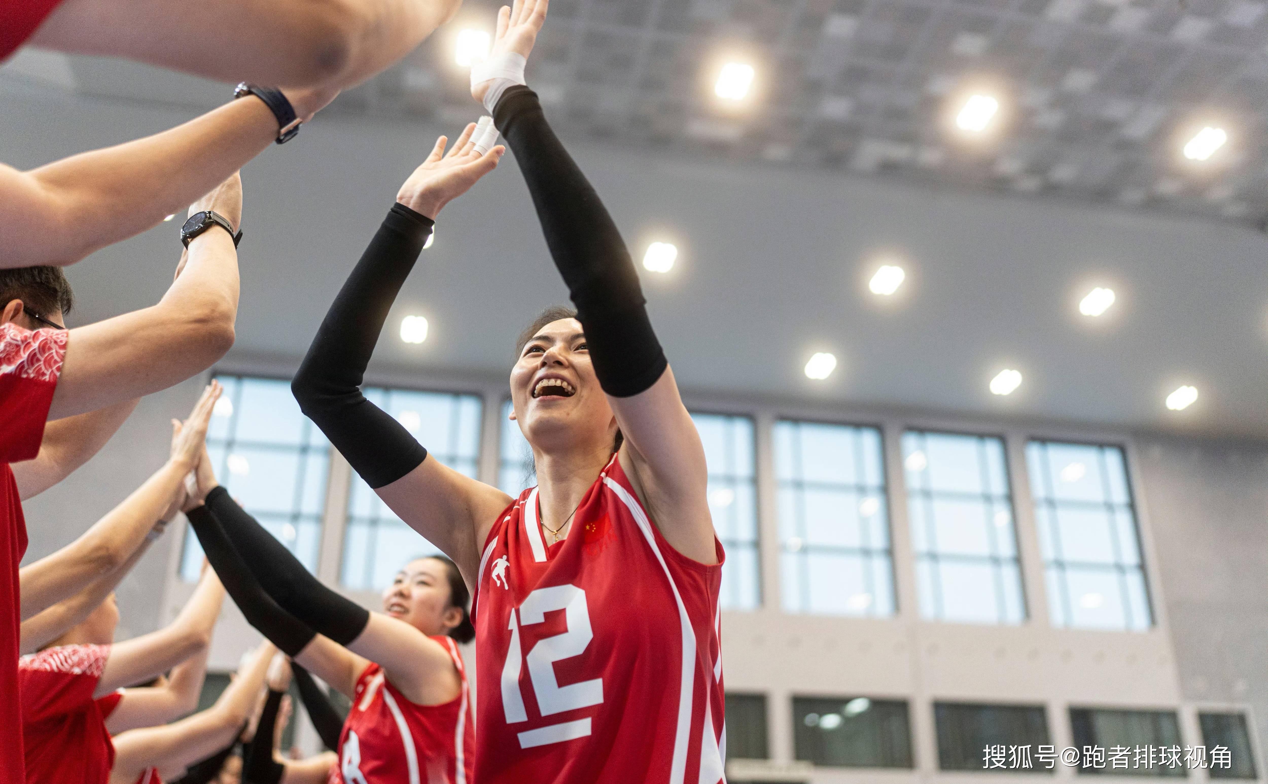 巴西女排横扫对手,力压半决赛 巴西女排横扫对手,力压半决赛