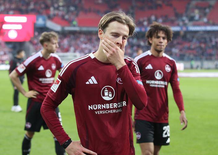 关于沙尔克队主将受伤，球队战力遭遇大考验的信息