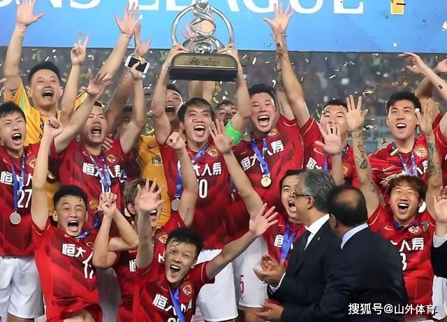 关于广州恒大队展现强大实力，轻松获胜的信息